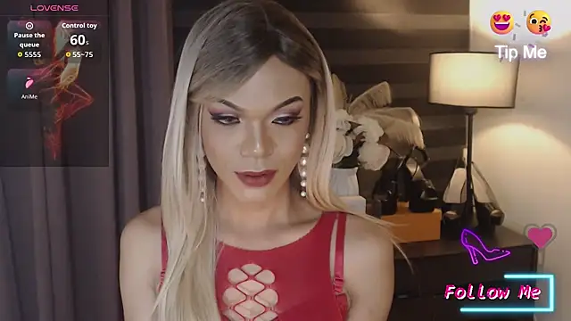 HugecockAlexan Webbikameraesitys