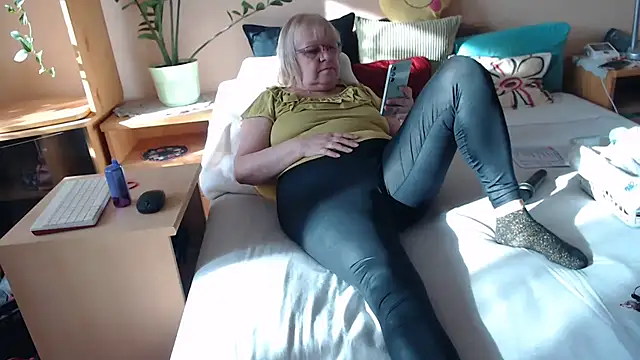 Dorina webkamerás műsora