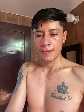 Sexytaty2022 在線直播表演