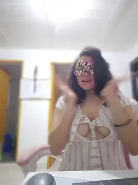 XXX chat uživo modela thejasminshow