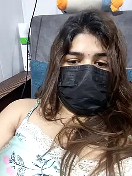Anshika_369 Chat XXX in diretta