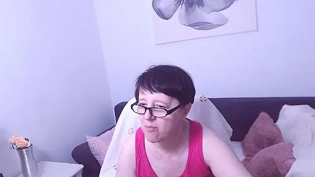 ChristaRose Show in webcam