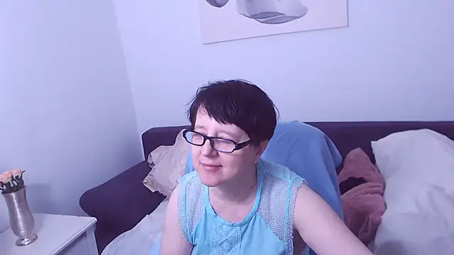 ChristaRose Show in webcam