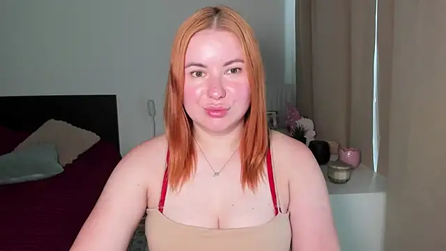 צ'אט XXX בשידור חי של LAYLAxSTAR