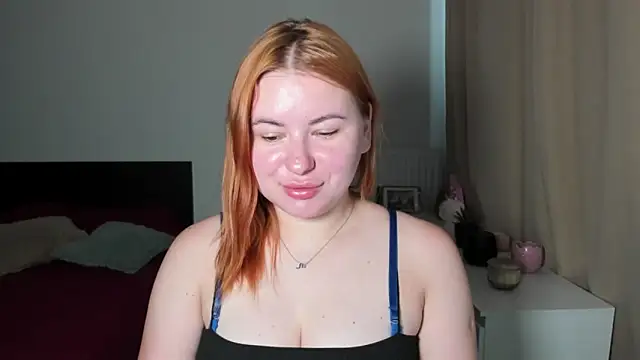 צ'אט XXX בשידור חי של LAYLAxSTAR