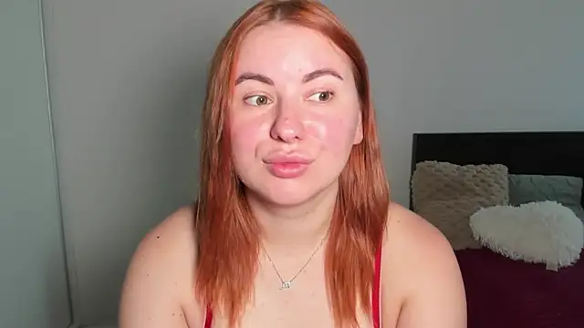 Chat XXX en directo de LAYLAxSTAR