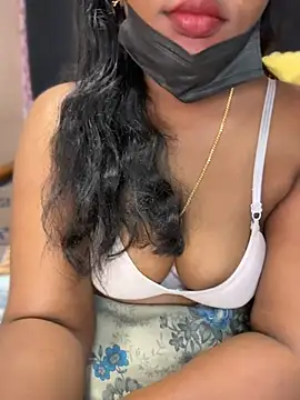 Show modela tamil_chn_cbe na web-kameri