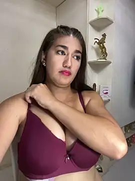 SexyFatHugeCock Adlı Modelin Web Kamerası Şovu