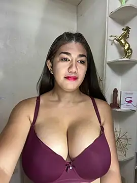 Show de SexyFatHugeCock na webcam