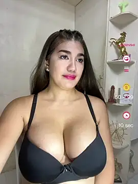 Pokazy przed kamerką – SexyFatHugeCock