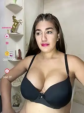 SexyFatHugeCock Adlı Modelin Web Kamerası Şovu