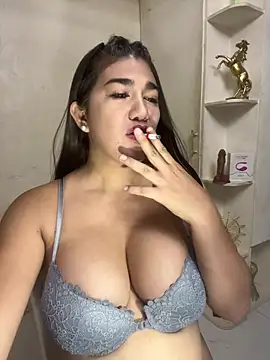 SexyFatHugeCock Adlı Modelin Web Kamerası Şovu