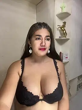 โชว์เว็บแคมของ SexyFatHugeCock