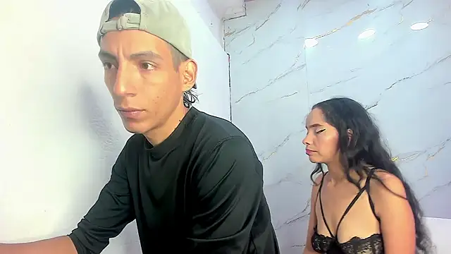 Pertunjukan Kamera Web AmazingOrgasm