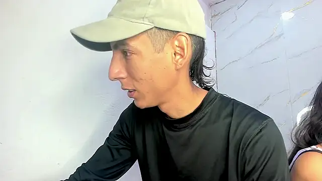 AmazingOrgasm 웹캠 쇼