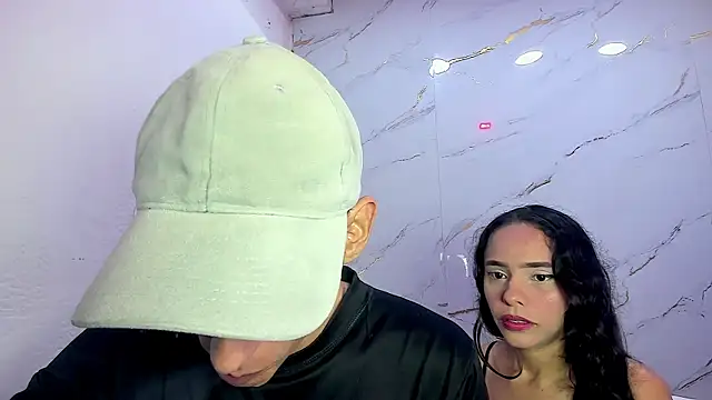 AmazingOrgasm 웹캠 쇼