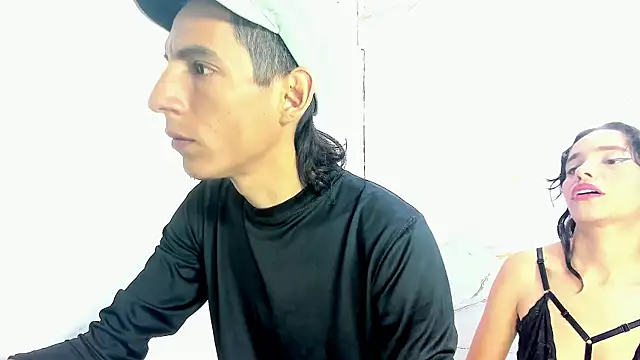 AmazingOrgasm Show Webcam