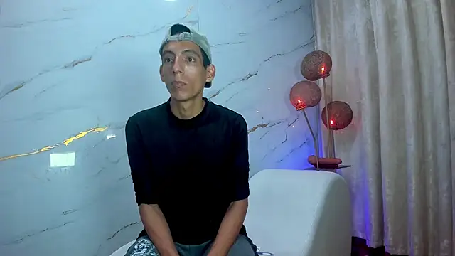Show Webcam de AmazingOrgasm