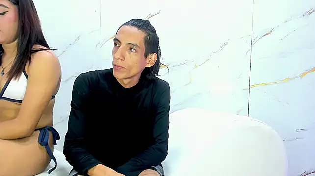 AmazingOrgasm XXX чат на живо