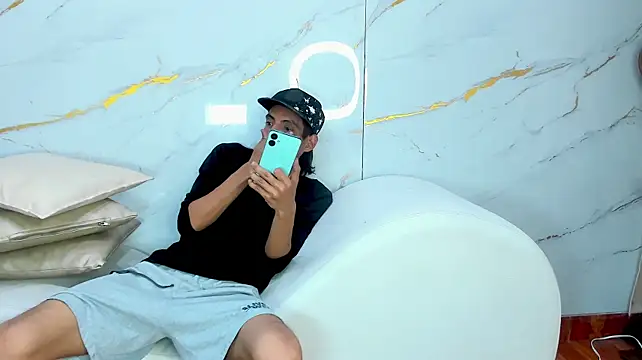عرض كام AmazingOrgasm