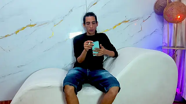 AmazingOrgasm 웹캠 쇼