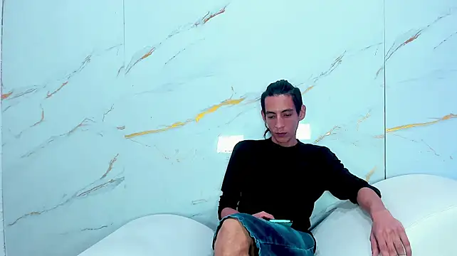 AmazingOrgasm's Webcam Show
