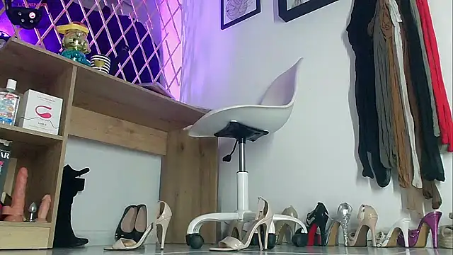 myla_sarah Adlı Modelin Web Kamerası Şovu