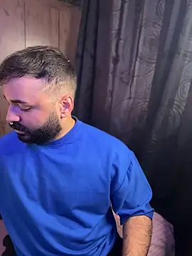 johnnyalx 在線直播表演
