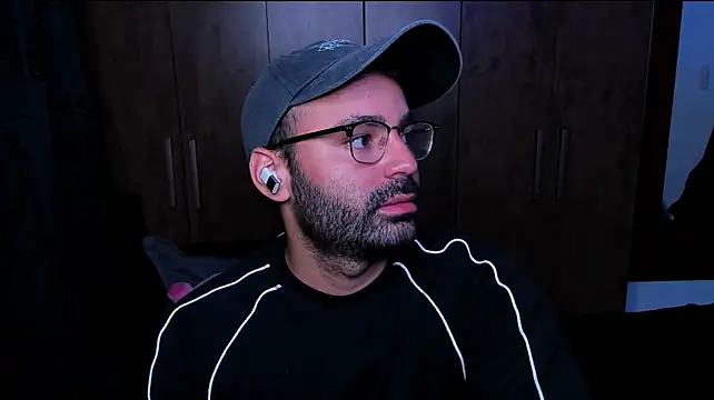 johnnyalx Adlı Modelin Web Kamerası Şovu