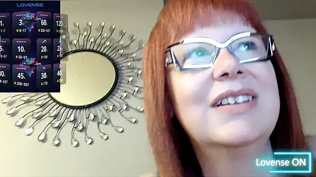 TittyLandQuebec Show Webcam