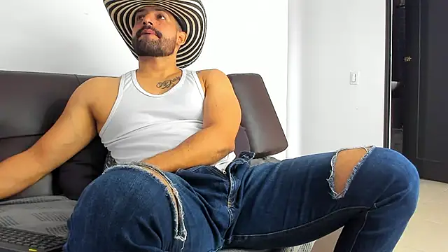 JorsMontero Show in webcam