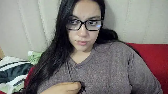 roniewester 现场XXX聊天
