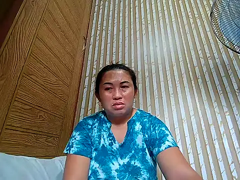 Simple_Asian 现场聊天室