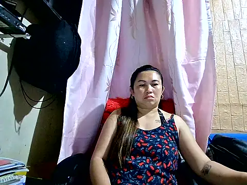Lonely_Heart Live XXX-Chat