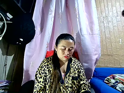 Lonely_Heart's Live XXX Chat