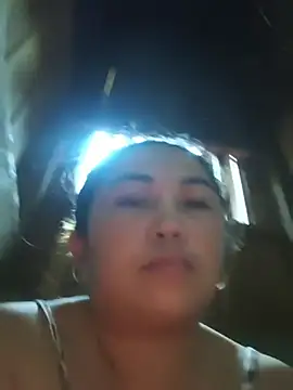 Laiskie_33's Live XXX Chat