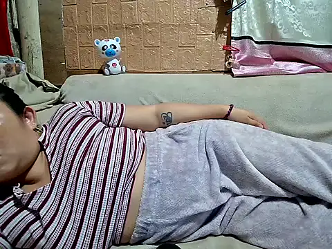Laiskie_33 现场XXX聊天