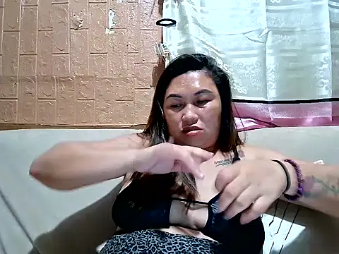 Czat XXX na żywo – Laiskie_33