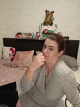 666Nessa666 Show in webcam