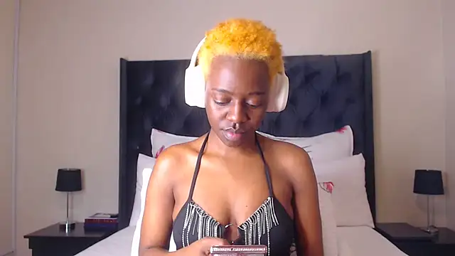 Czat XXX na żywo – Sexynaughty_Girl