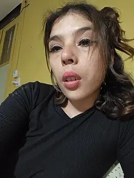 mariamac420 Adlı Modelin Web Kamerası Şovu