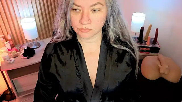 Chat +18 de MarianL0ve ao vivo