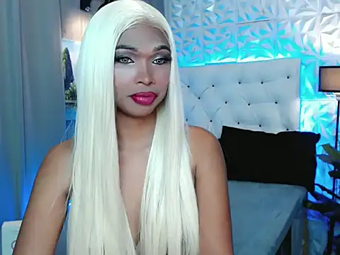 Slutty_Maria Show in webcam