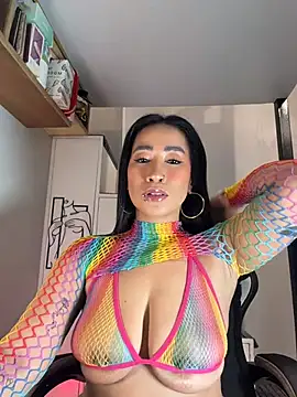 Show Webcam de AsianMilfSheryl