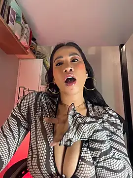 AsianMilfSheryl's Webcam Show