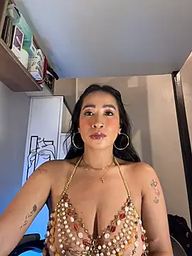 AsianMilfSheryl Pertunjukan Webcam