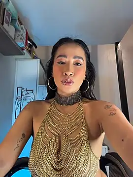 AsianMilfSheryl Pertunjukan Webcam