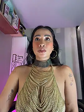 AsianMilfSheryl Show in webcam