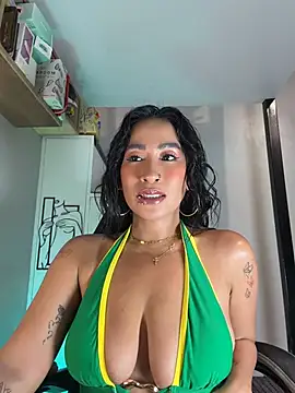 AsianMilfSheryl Pertunjukan Webcam