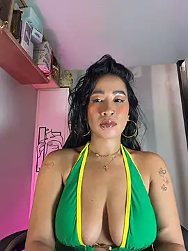 โชว์เว็บแคมของ AsianMilfSheryl